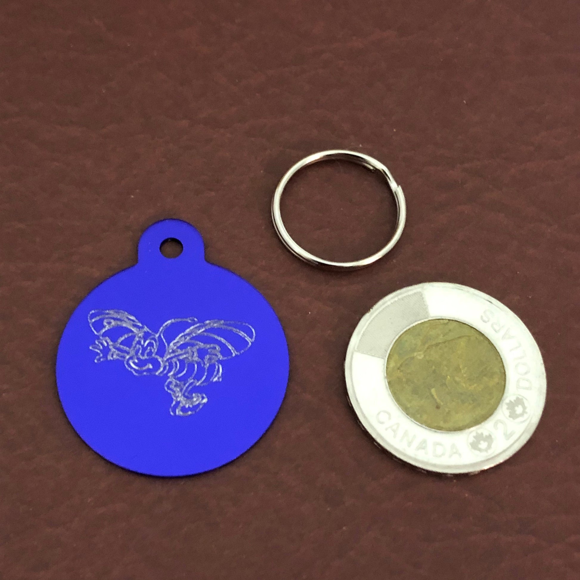 Bumblebee Bee Large Circle Aluminum Tag Personalized Diamond Engraved Cat Dog Human ID Tag for Bags, Backpacks, Key Chain Keychain CAgAPLCT