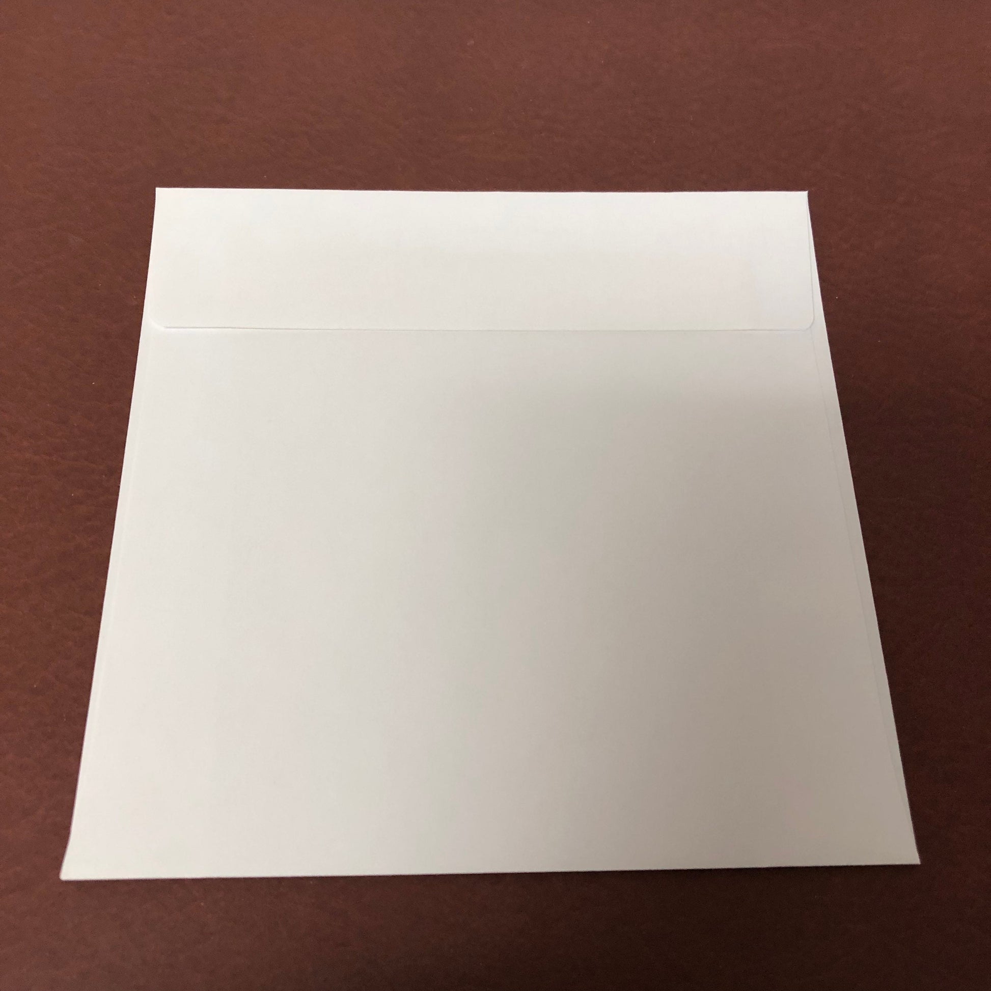 6 1/2" x 6 1/2" 17 x 17 cm Square Gummed Envelopes Pack of 25 Envelopes 28lb White Envelopes For Announcements, Invitations, Cards SGE6H6H