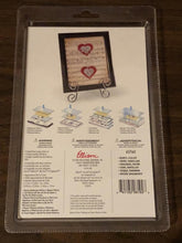 Load image into Gallery viewer, Scallop Hearts Sizzix Framelits 5 Piece Dies 657562
