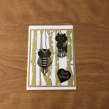 Load image into Gallery viewer, Eulen in der Bäume Viel Glück Deutsche Karte Handgemacht, Owls in the Trees Good Luck German Card Handmade HGCBC27